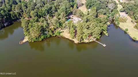 View/Area - 3940 Forest Hill Rd, Jackson, MS 39212 photo 3 of 4