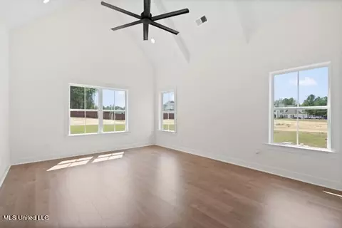 14317 Hidden Loop, Byhalia, MS 38611 photo 18