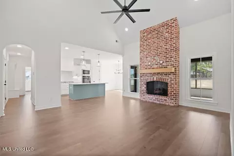14317 Hidden Loop, Byhalia, MS 38611 photo 11