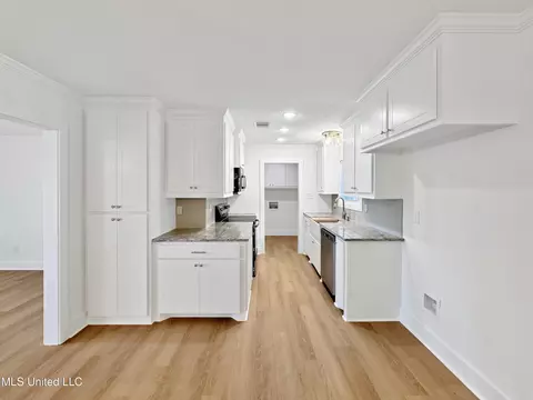 Kitchen - 116 Duffey Dr, Florence, MS 39073 photo 1 of 3