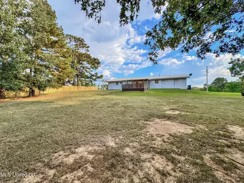 Exterior - 116 Duffey Dr, Florence, MS 39073 photo 5 of 8