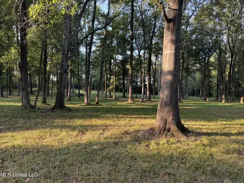 00 S Siwell Rd, Byram, MS 39212