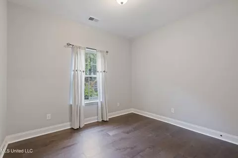 Bedroom - 509 Howell Way, Hernando, MS 38632 photo 1 of 3