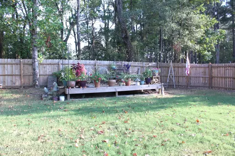 Exterior - 509 Howell Way, Hernando, MS 38632 photo 7 of 15