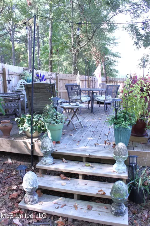 Exterior - 509 Howell Way, Hernando, MS 38632 photo 4 of 15