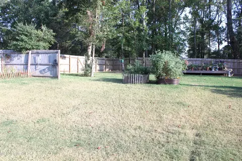 Exterior - 509 Howell Way, Hernando, MS 38632 photo 9 of 15