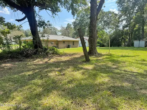 724 E Cherokee St, Brookhaven, MS 39601 photo 6