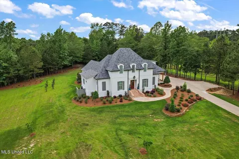 6001 Newell Rd, Meridian, MS 39305