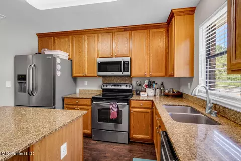 Kitchen - 21615 E Ridge Dr, Saucier, MS 39574 photo 3 of 4