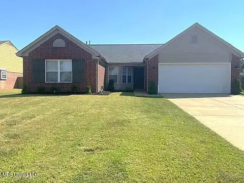 7350 Hunters Horn Dr, Olive Branch, MS 38654