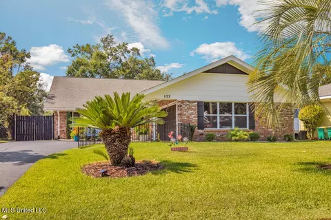 177 Edgewater Dr, Biloxi, MS 39531