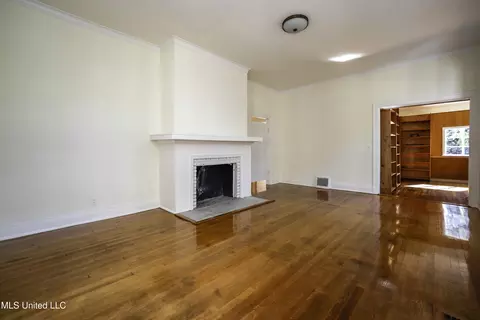 Living - 768 Belhaven St, Jackson, MS 39202 photo 1 of 5