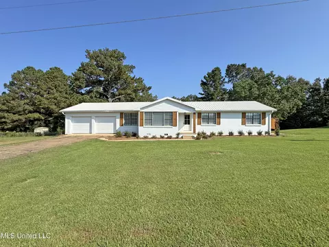 122 Duffey Dr, Florence, MS 39073
