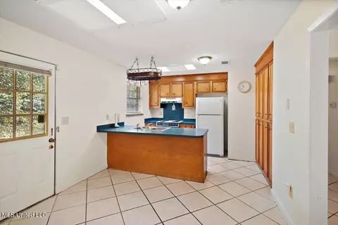 Kitchen - 1438 Cherrie Ave, Jackson, MS 39212 photo 1 of 3
