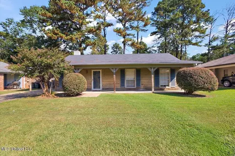 1438 Cherrie Ave, Jackson, MS 39212