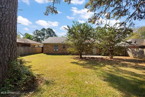 Exterior - 1438 Cherrie Ave, Jackson, MS 39212 photo 6 of 9
