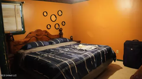 Bedroom - 6016 N State St, Jackson, MS 39213 photo 5 of 6