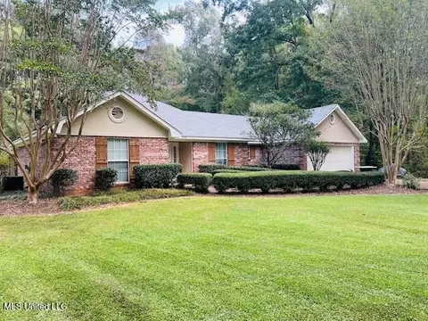 259 Florence Cir, Florence, MS 39073