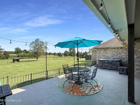 Exterior - 186 Barker Rd, Morton, MS 39117 photo 4 of 11