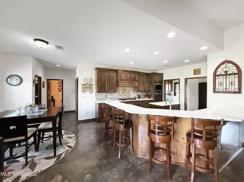 Kitchen - 186 Barker Rd, Morton, MS 39117 photo 5 of 5