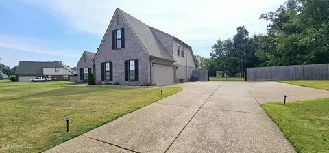 3816 E Mitchells Corner Rd, Olive Branch, MS 38654 photo 2