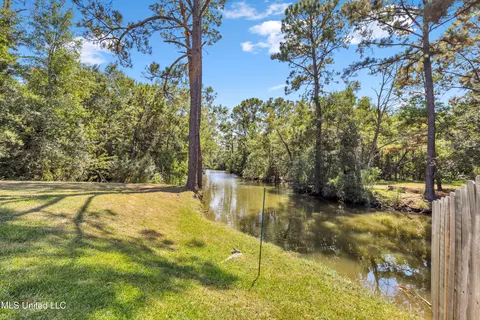 View/Area - 16005 Peach Tree Dr, Biloxi, MS 39532 photo 1 of 8