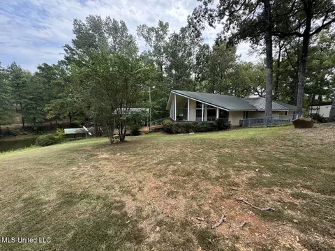 136 Abe Dr, Many, LA 71449