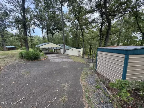 Exterior - 136 Abe Dr, Many, LA 71449 photo 8 of 8