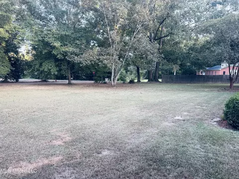 2 Pin Oak Dr, Natchez, MS 39120 photo 4