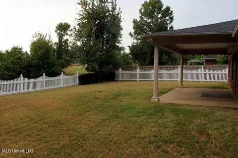 Exterior - 3590 Tanna Cv, Hernando, MS 38632 photo 3 of 5