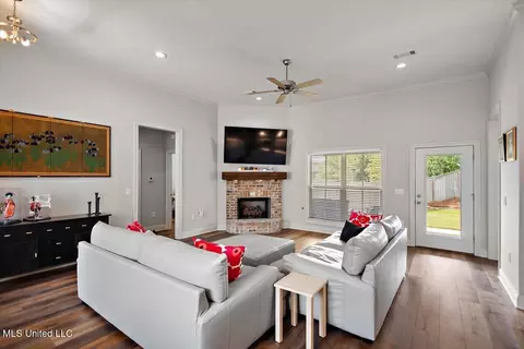 111 Hampton Trl, Madison, MS 39110 photo 8