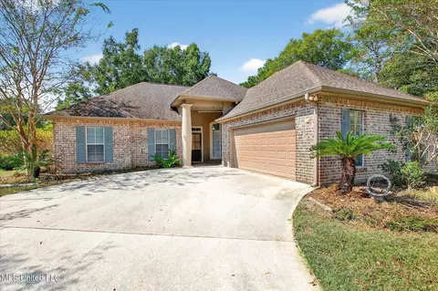 Exterior - 7310 Ahi Dr, Diamondhead, MS 39525 photo 1 of 9