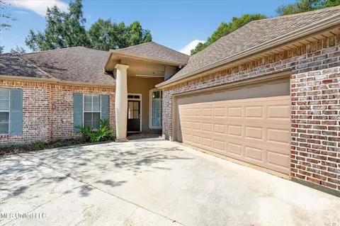 Exterior - 7310 Ahi Dr, Diamondhead, MS 39525 photo 6 of 9