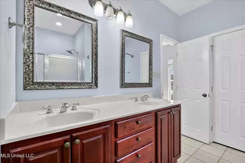 Bath - 7310 Ahi Dr, Diamondhead, MS 39525 photo 2 of 4