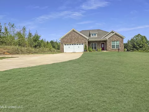 543 Moore Loop, Byhalia, MS 38611 photo 2