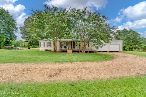 1021 Hunter Lake Ests, Crystal Springs, MS 39059