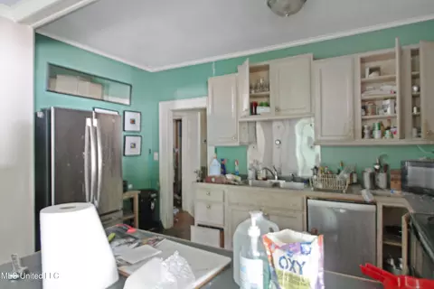 Kitchen - 1032 Belhaven St, Jackson, MS 39202 photo 1 of 1
