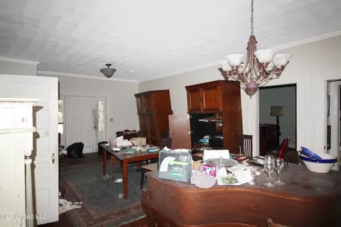 Dining - 1032 Belhaven St, Jackson, MS 39202 photo 2 of 2