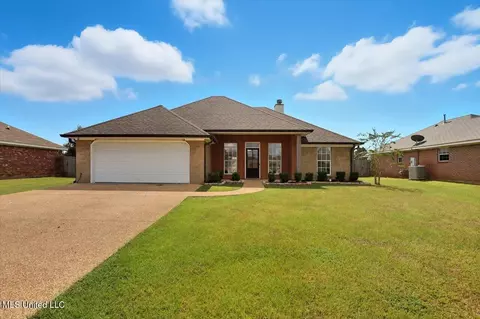 1120 Spanish Oak Dr, Pearl, MS 39208