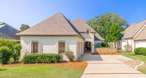 107 Vinca Dr, Madison, MS 39110