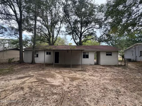 Exterior - 5620 Hearn St, Jackson, MS 39206 photo 3 of 3