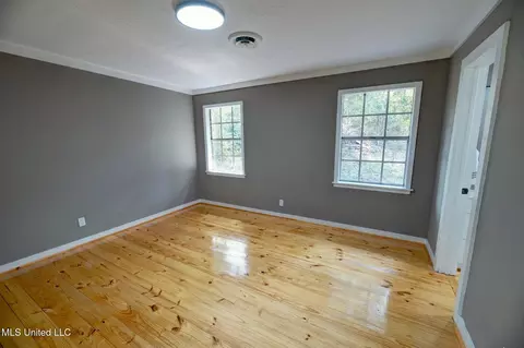 Bedroom - 761 Thaggard Rd, Carthage, MS 39051 photo 3 of 4