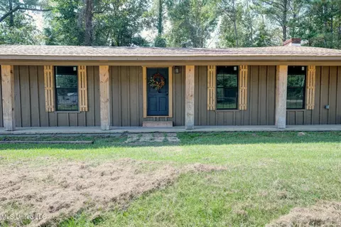 Exterior - 761 Thaggard Rd, Carthage, MS 39051 photo 3 of 6