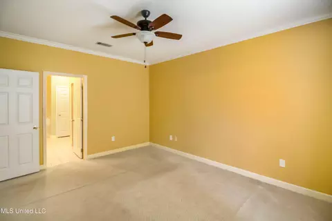 Bedroom - 117 Springtree Dr, Brandon, MS 39042 photo 2 of 5