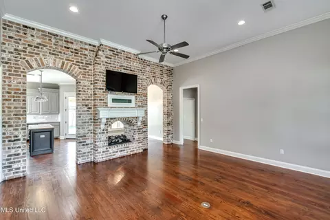 261 Bellamy Ct, Flowood, MS 39232 photo 9