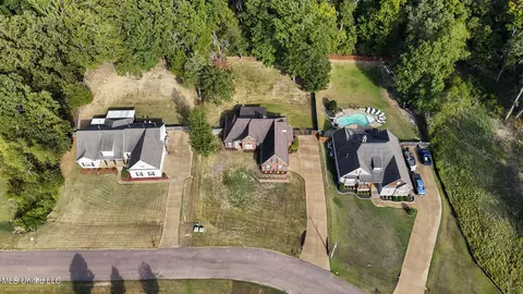 View/Area - 2806 Black Rock Rd, Nesbit, MS 38651 photo 2 of 3