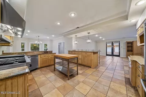 Kitchen - 791 Hickory Ridge Dr, Hernando, MS 38632 photo 1 of 4
