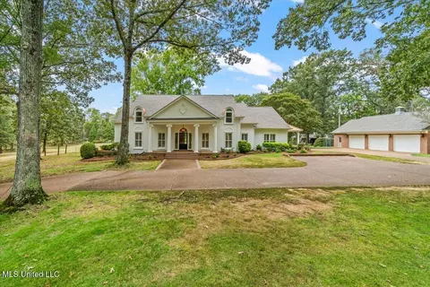 791 Hickory Ridge Dr, Hernando, MS 38632