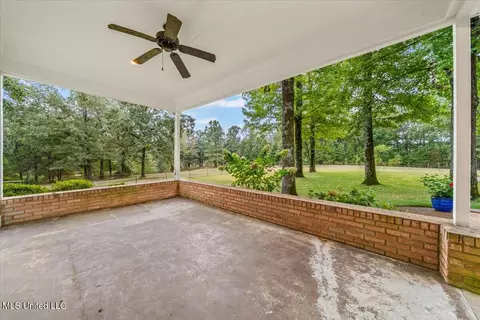 Exterior - 791 Hickory Ridge Dr, Hernando, MS 38632 photo 5 of 14