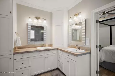 Bath - 311 Emerald Way, Brandon, MS 39047 photo 1 of 1